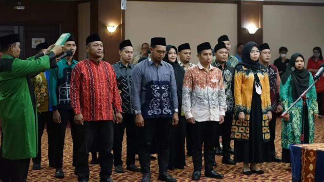 
 Panwaslu Se-Kota Banjarmasin Resmi Dilantik,  Pemko Banjarmasin Siap Dukung Penyelenggaraan Pemilu 2024 
