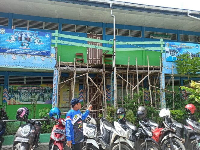 
 Nyaris Ambruk, SDN Kelayan Barat 2 Banjarmasin Terpaksa Lakukan Penanganan Sementara