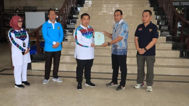 
 Wali Kota Banjarmasin Terima 750 Sertifikat Aset Pemko
