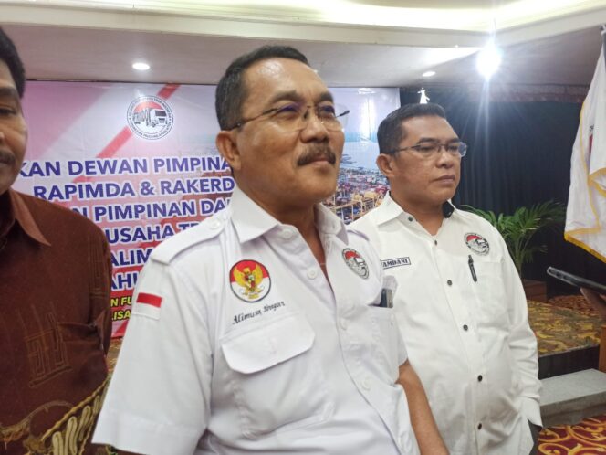 
 Alimusa Siregar, Ketua DPD Atrindo Kalsel