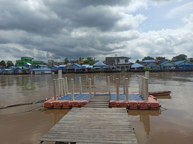 
 Titik opsi pembangunan jembatan di sisi kawasan Sungai Jingah tepat di Kelurahan Surgi Mufti