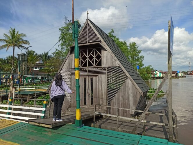 
 Usai Penghargaan ADWI, Rumah Lanting di Kawasan Kubah Habib Basirih Terlupakan!