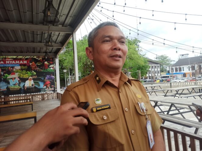 
 Kepala Disbudporapar Kota Banjarmasin, Iwan Fitriadi