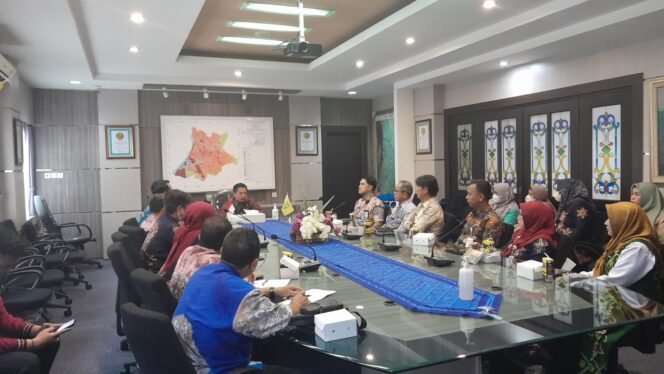 
 Camat dan Jajaran Lurah di Banjarmasin Tengah Siap Tingkatkan Pelayanan