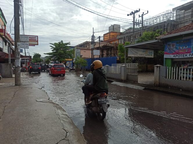 
 Puncak Banjir Rob Terjadi Hari Ini