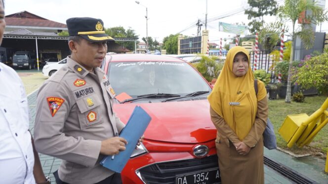 
 Setahun Pasca  Digelapkan, Mobil Risma Warga HST Berhasil Didapatkan
