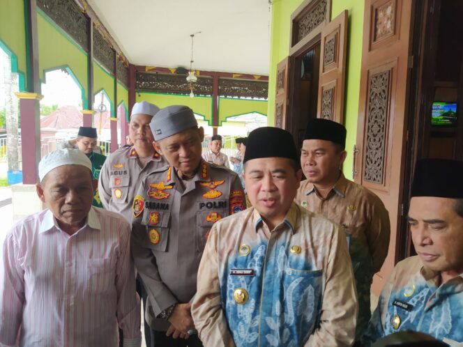 
 Ibnu Kembali Ingatkan Jamaah Tertib Mengikuti Haul Guru Zuhdi