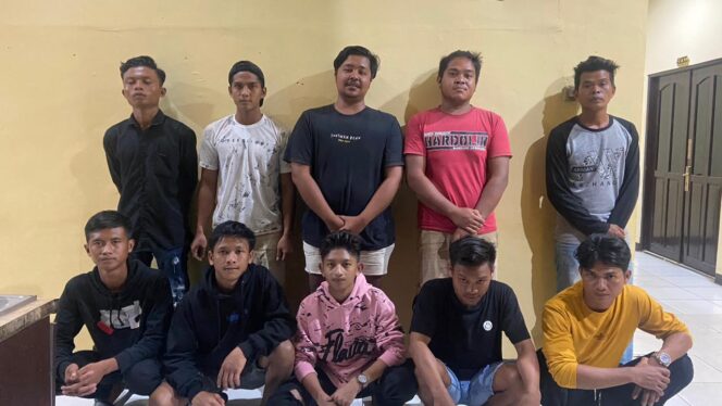 
 Sebelas Pemuda Digiring ke Polres HST, Dua Anak Kedapatan Mabuk