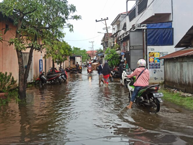 
 PUPR Sebut Penanganan Banjir Tidak Hanya Pada Pemerintah, Partisipasi Masyarakat Diperlukan