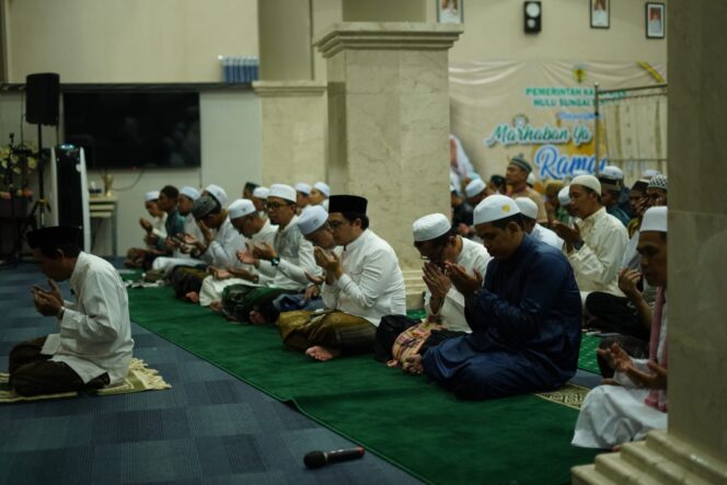 
 Ramai-Ramai Tadarusan di Rumah Jabatan Bupati HST
