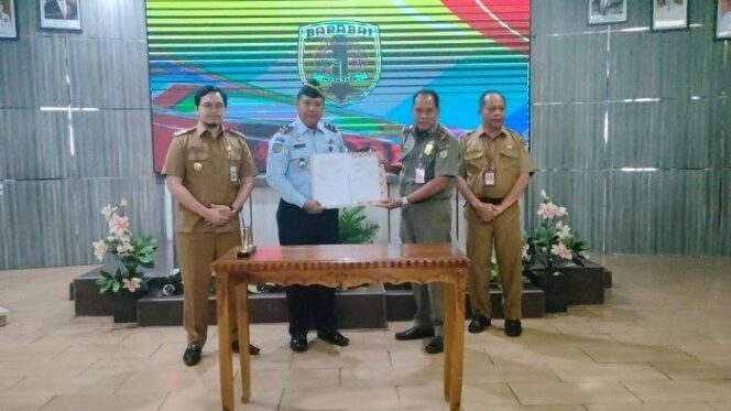 
 Penandatanganan kerja sama antara 8 SKPD di Pemkab HST dengan Rutan Barabai, Selasa (14/03/2023).