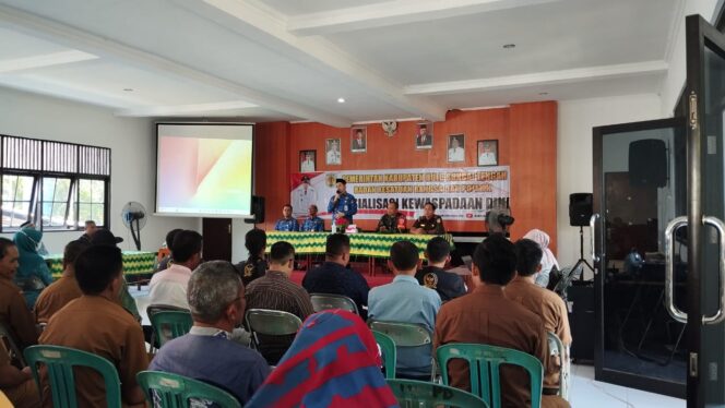 
 Sosialisasi Kewaspadaan Dini di Pandawan HST, Bupati Aulia: Saring Informasi