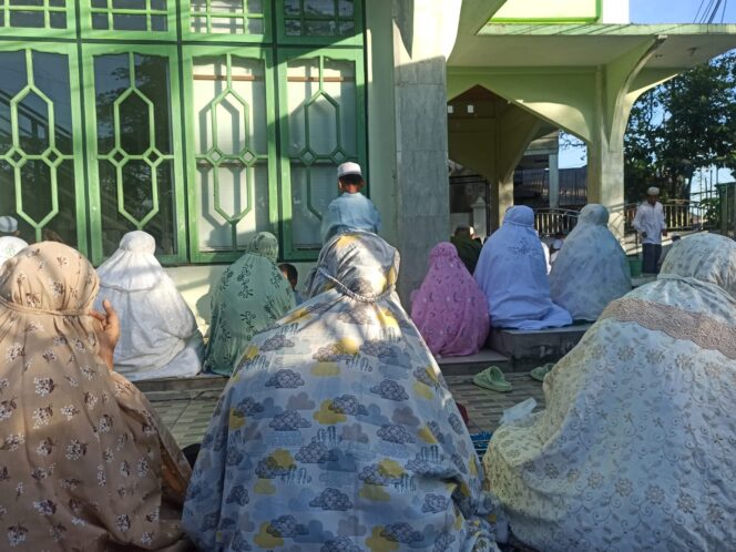 
 Shalat Idul Adha Tahun Ini Terasa Beda, Warga Tak Lagi Merasa Khawatir Covid-19