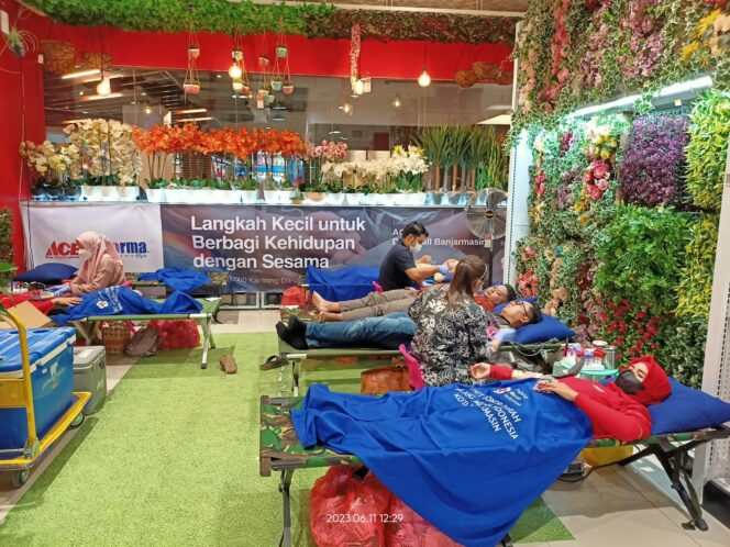 
 Dalam Rangka Hari Donor Darah Sedunia, Kawan Lama Group Gelar Aksi Donor Darah di 30 Kota