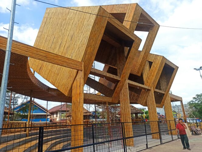 
 Banyak Pemberitaan Masyarakat Keluhkan Tarif Masuk Kampung Ketupat Mahal, PT Juru Supervisi Angka Bicara
