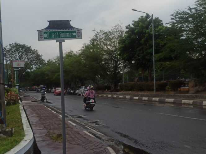 
 Jalan Jendral Sudirman Banjarmasin Kembali Diberlakukan Dua Arah