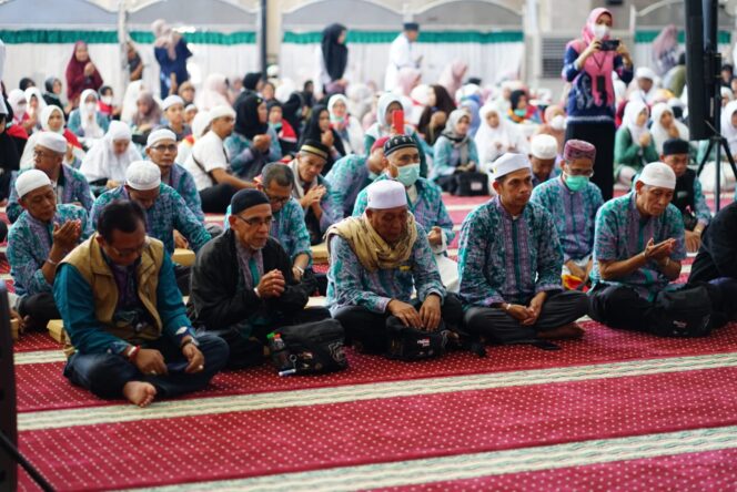 
 Jamaah Haji Kloter 12 Embarkasi Banjarmasin Tiba di Tanah Air