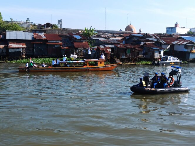 
 Banjarmasin Gelar Agenda Susur Sungai dan Bersih-bersih Sungai Bagian dari Rangkaian Event 10 Th WWF 2024