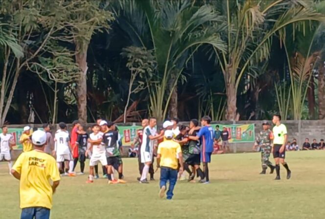 
 Kemboja Cup Ke 16 Di HST,  AJB Palajau Melaju Ke Final Kalahkan Arvhuz  2 : 0