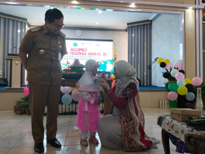 
 Momen Puncak HAN ke 39, Bupati Aulia: Penuhi Hak Anak
