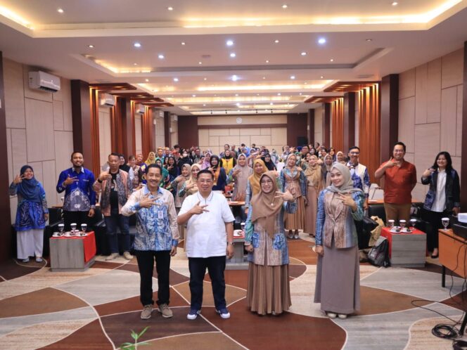 
 Pelaku Usaha Kepariwisataan dan Ekraf Diberikan Pelatihan Story Telling