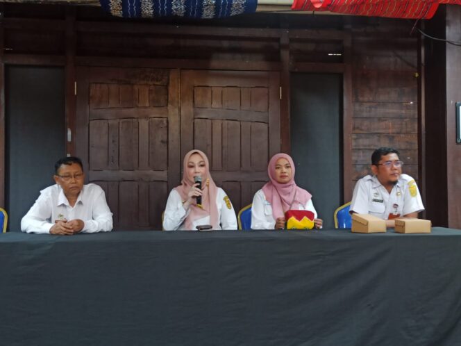 
 39 Peserta Berpartisipasi Meriahkan Festival Jukung Hias Tanglong Tahun 2023