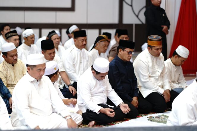 
 Pemko Gelar Salat Hajat sebagai Bentuk Rasa Syukur Harjad ke-497 Kota Banjarmasin