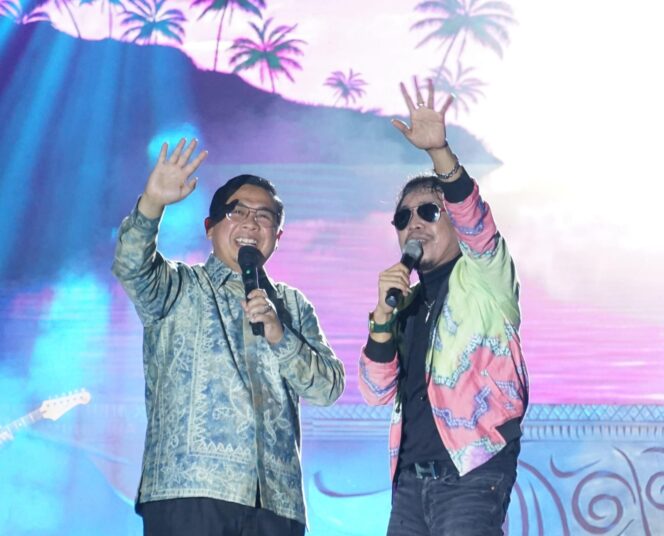
 Penampilan Ian Kasela dan Moldy Sukses di Penutupan Harjad Kota Banjarmasin ke-497 Tahun