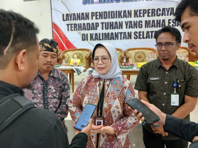 
 Umat Kaharingan Kalsel Pinta Mendapatkan Pelayanan Publik Yang Sama