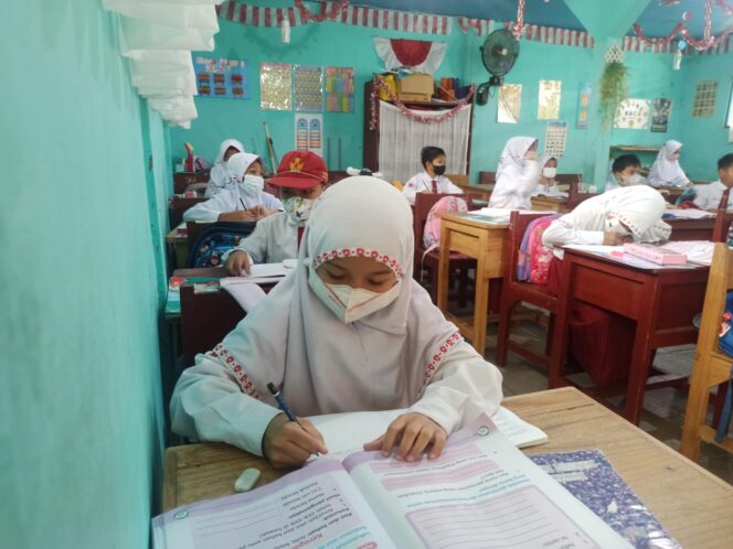 
 Tatap Muka di Sekolah Kembali Dilaksanakan, Durasi Pembelajaran Dipangkas