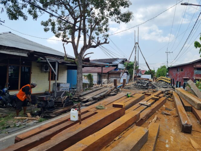 
 Rehabilitasi Jembatan Sungai Kidaung Mulai Dilakukan