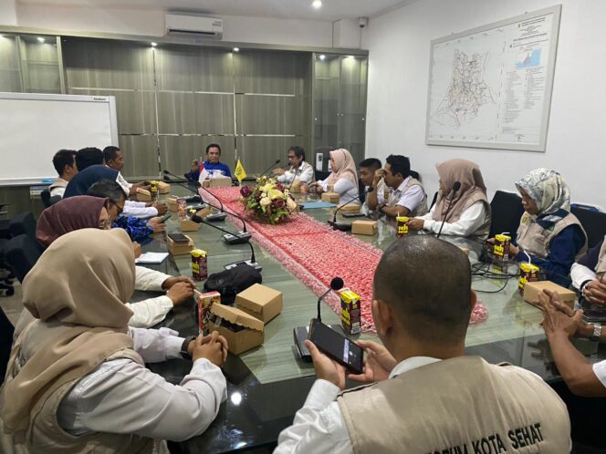 
 Menuju Kota Sehat Bebas BAB Sembarangan, Banjarmasin Lakukan Studi Tiru ke Padang