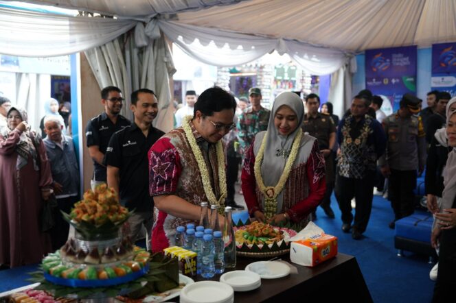 
 Barabai Expo 2023, Disdag HST Boyong 10 UMKM dan Pamerkan Kerajinan Marmer