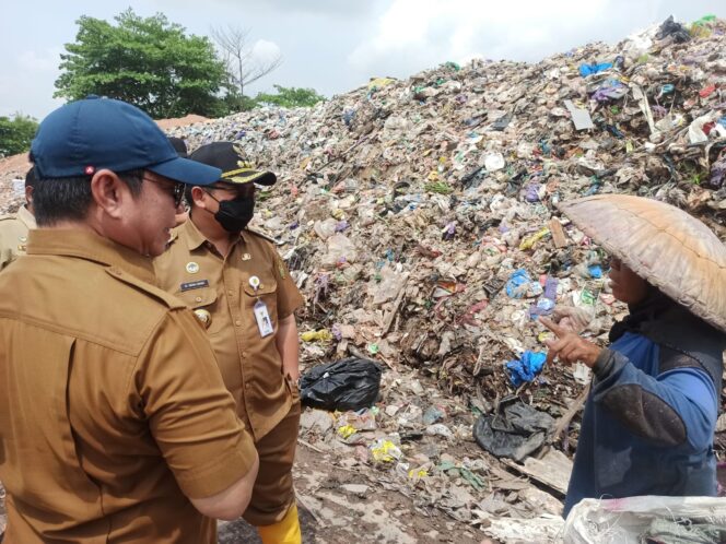 
 Target Nasional Keberadaan TPS Harus Hilang, Ibnu : Kuncinya Ada di Masyarakat