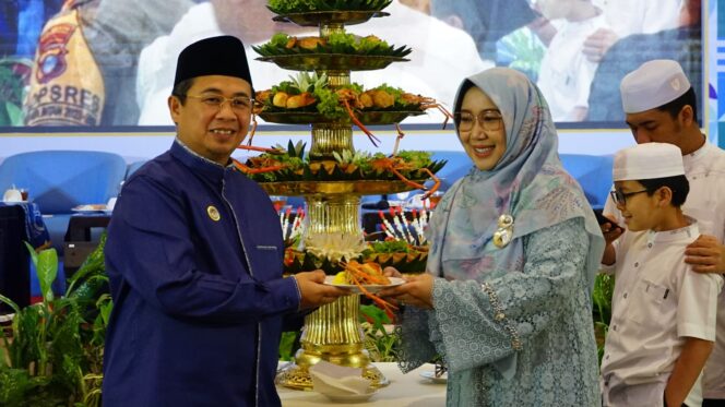 
 Di Usia Ke 49 Tahun, Ibnu Memaknai Surat Al-Hujurat di Kehidupannya