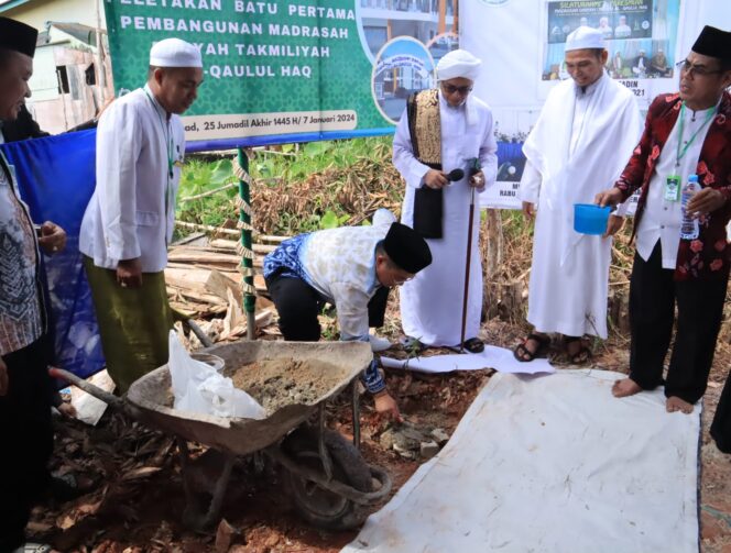 
 Pembangunan Madrasah Al-Qaulul Haq, Fasilitasi Pendidikan bagi Santri di Banjarmasin