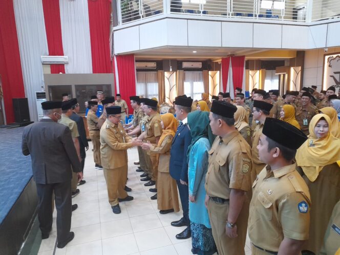 
 Wali Kota Banjarmasin Lantik 141 Pejabat