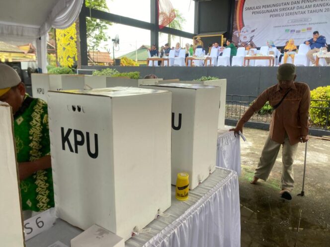 
 Simulasi Pemungutan Suara Libatkan Penyandang Disabilitas