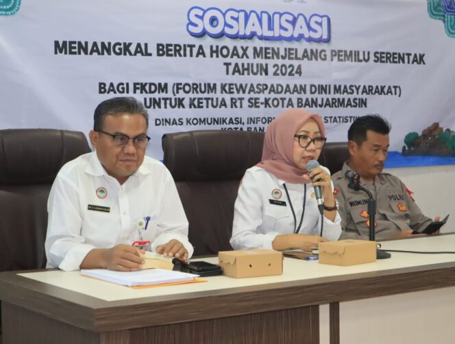 
 Cegah Hoax Jelang Pemilu 2024, Diskominfotik Gelar Sosialisasi FKDM