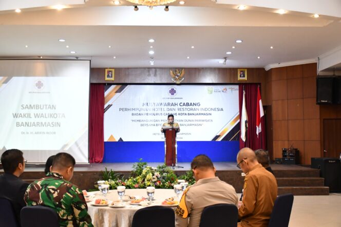 
 Capai Tujuan Bersama, Wawali Buka Muscab PHRI Kota Banjarmasin