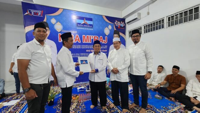 
 DPD Demokrat Kalsel Gelar Doa Bersama Jelang Pemilu Serentak, Ini Pesan Ibnu Sina Kepada Kader dan Caleg