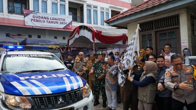 
 Logistik Pemilu 2024 Mulai Distribusikan di Lima Kecamatan di Banjarmasin