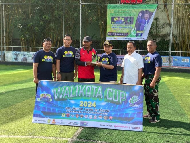 
 Walikota Cup Mini Soccer Resmi Dibuka, Peserta Luar Kalsel Ikut Ramaikan