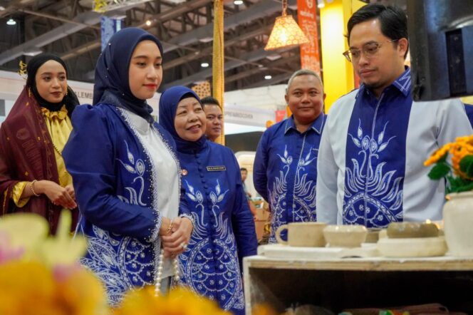 
 Di Pameran Terbesar se Asia Tenggara, HST Bawa Produk Kerajinan Unggulan