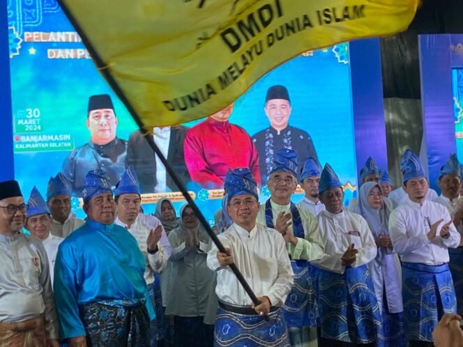 
 Ibnu Sina Resmi Pimpin Dunia Melayu Dunia Islam Kalsel