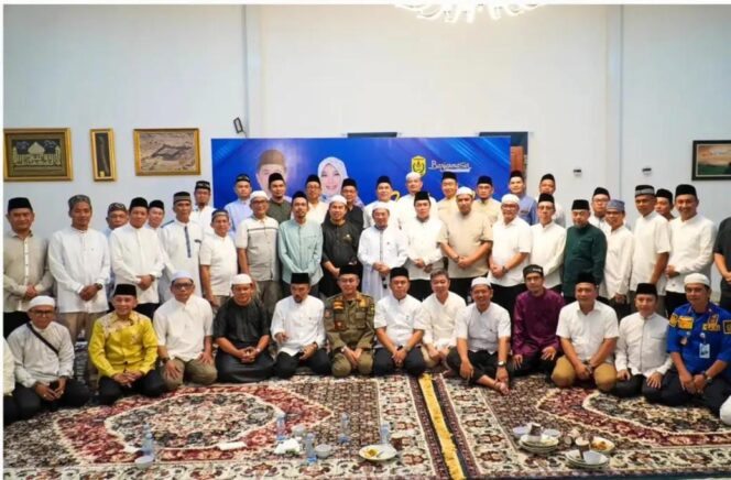 
 Mempererat Silahturahmi Jelang Lebaran, Forkompinda Gelar Buka Puasa Bersama Bersama Wali Kota Ibnu Sina