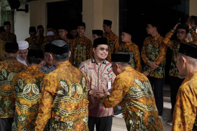 
 Dilepas Bupati Aulia, Kafilah HST Ikuti 8 Cabang Lomba MTQ ke 35 di Tapin