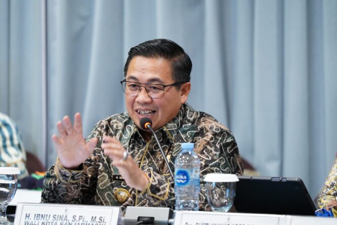 
 Wali Kota Banjarmasin Paparkan Pemanfaatan Bonus Demografi di FGD