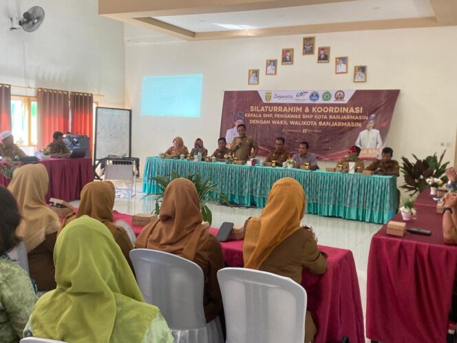 
 Koordinasi Kepala dan Pengawasan SMP Bersama Wakil Wali Kota Banjarmasin