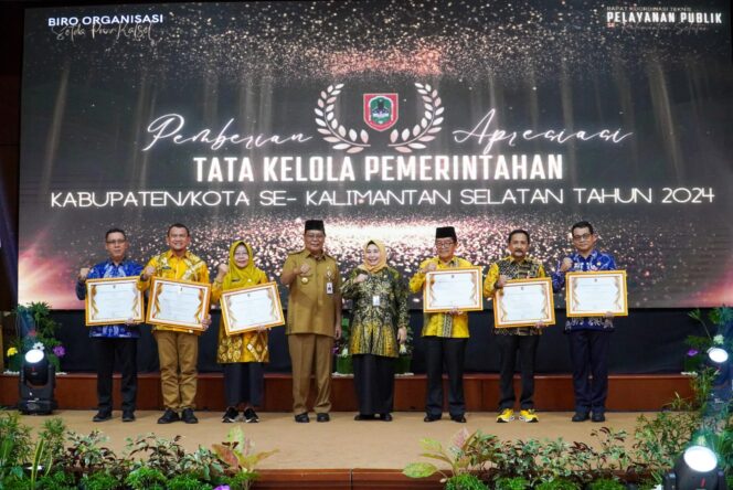 
 Banjarmasin Boyong Tiga Buah Penghargaan Tata Kelola Pemerintahan